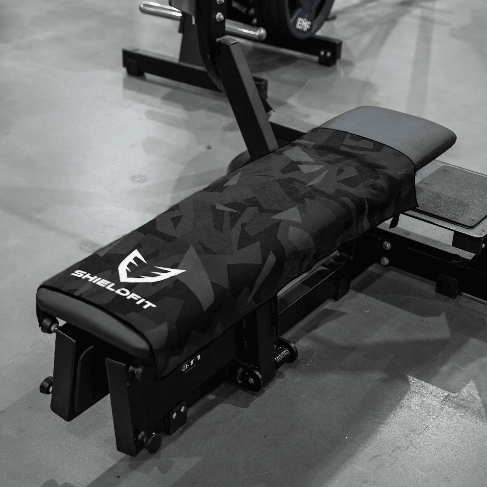 Antibacterial Gym Towel: Phantom Satin Black