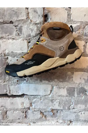 BackCountry Suede Uni Mid x Barbour Sneaker - Brown/Beige