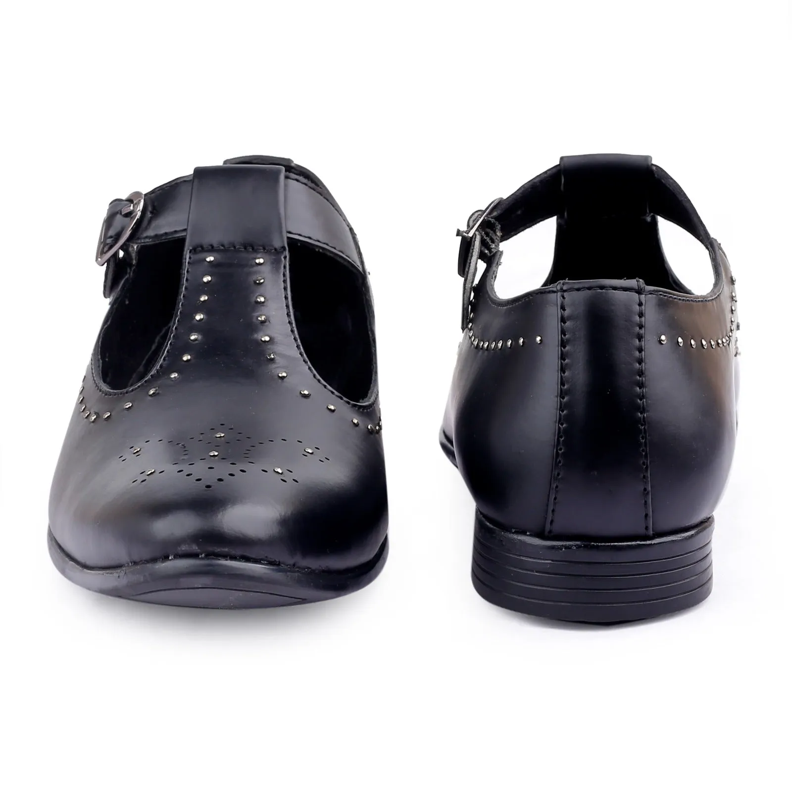 Bxxy's Faux Leather Ethnic Footwear for Men