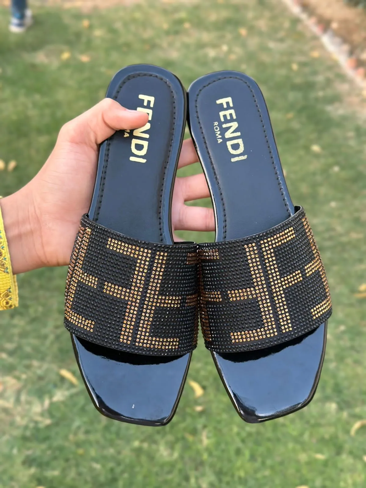 Fendi Illusion Flats (Black)