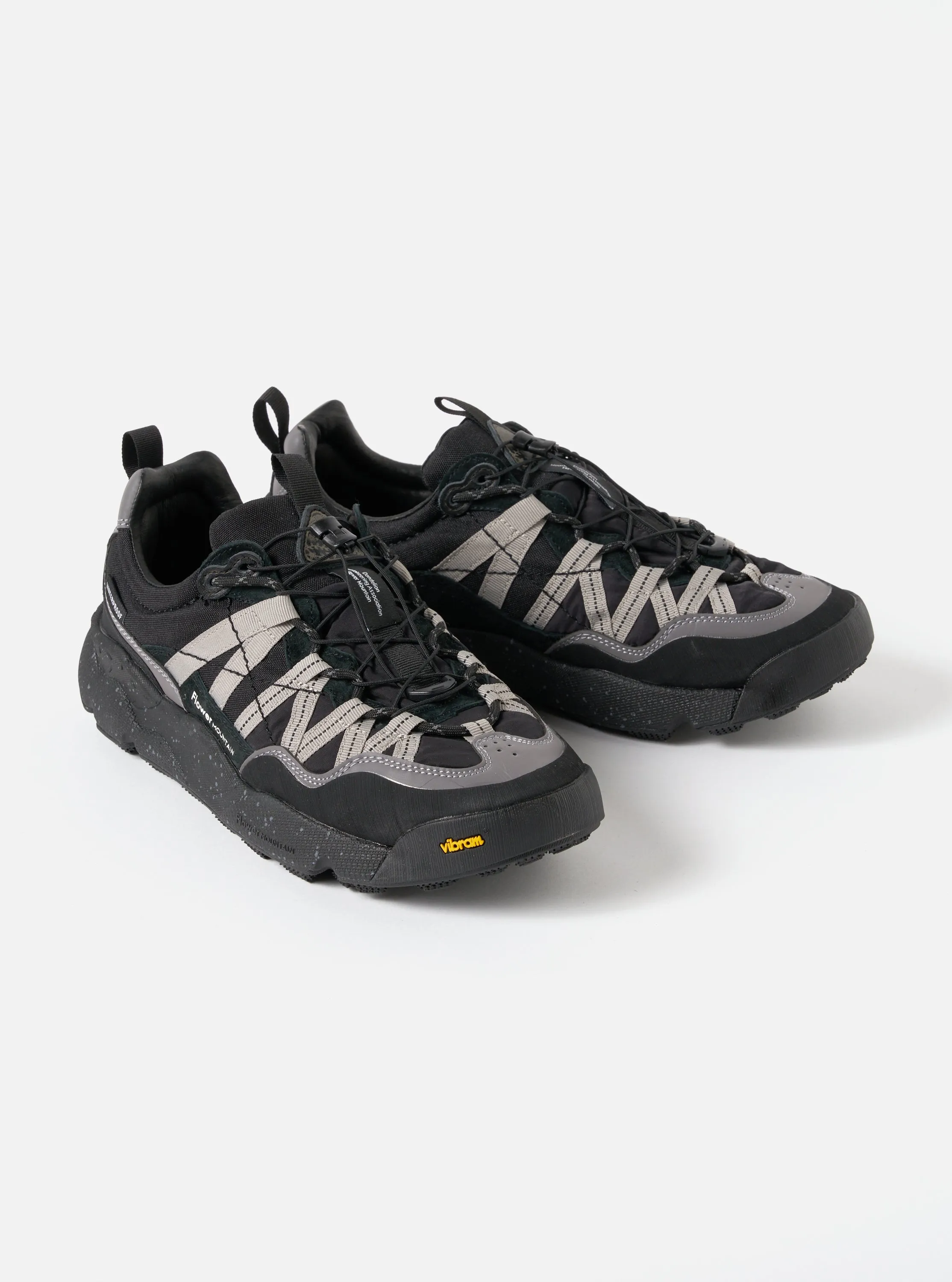 Flower Mountain Iwano Uni in Anthracite/Steel Suede/Nylon