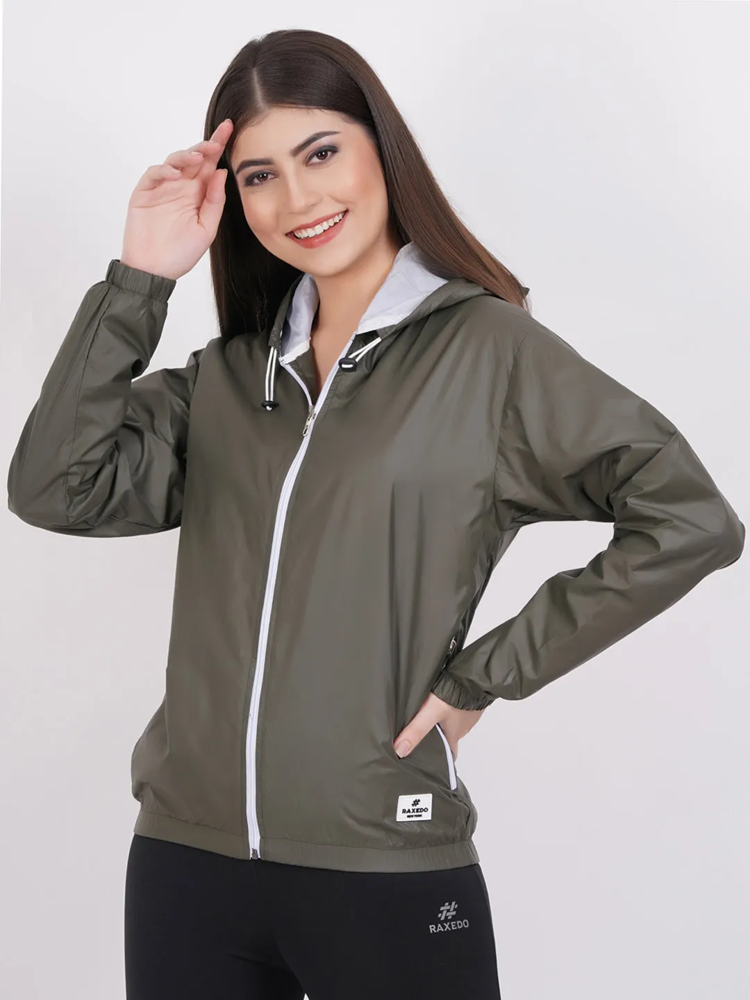 Lightweight Jacket for Men and Women - Unisex Jacket with Pouch Pocket