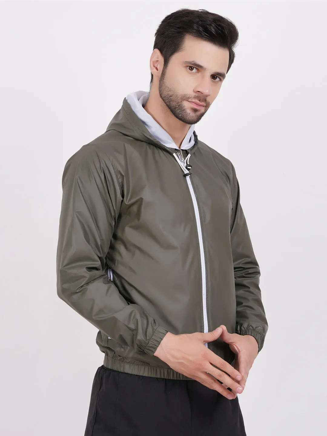 Lightweight Jacket for Men and Women - Unisex Jacket with Pouch Pocket