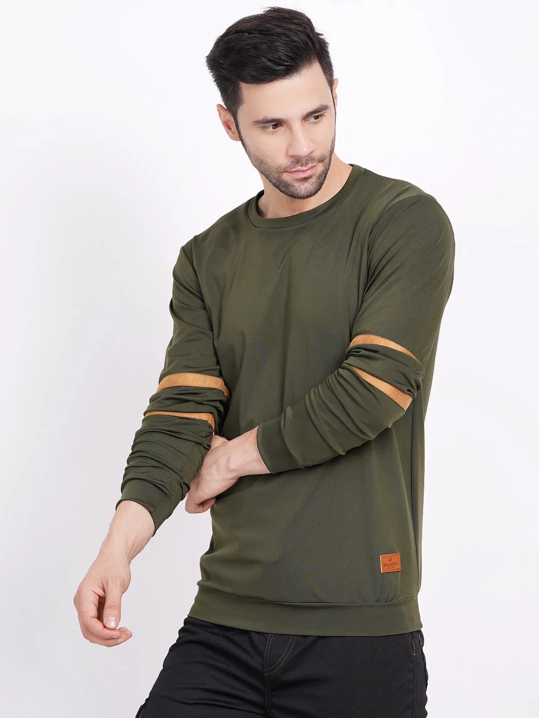 round neck pullover