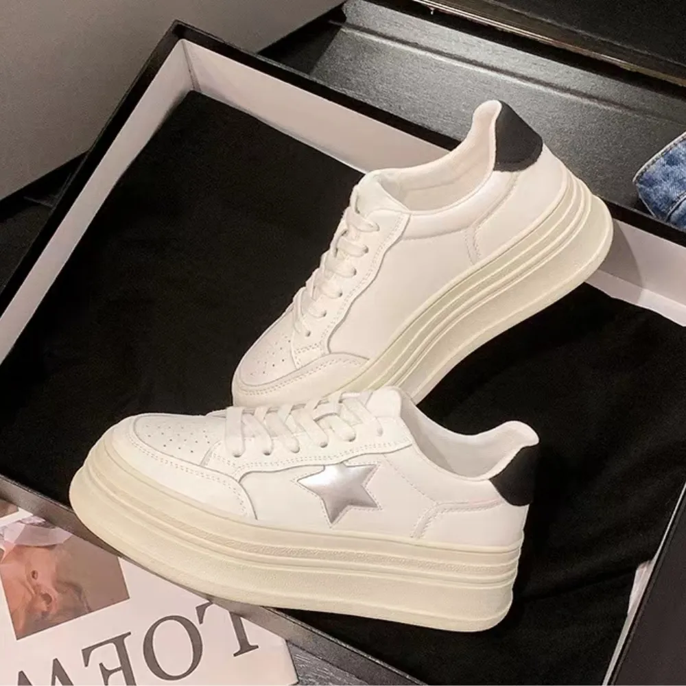 “Simple Thick Base Star” Shoes