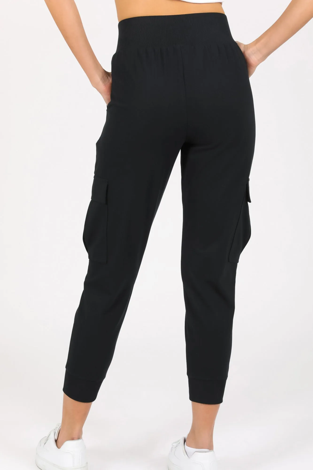 The Ribbed Waist Cargo Jogger - Black