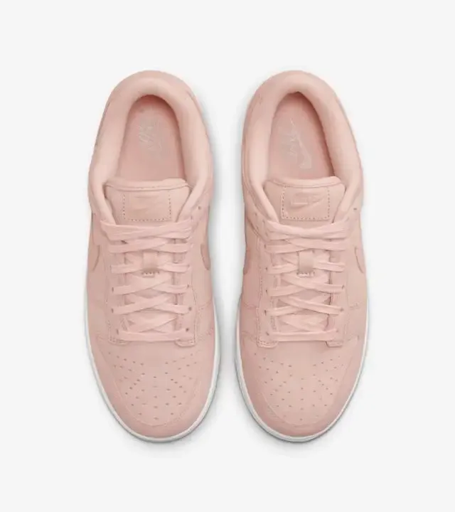 WOMEN'S NIKE DUNK LOW PRM MF PINK OXFORD/PINK OXFORD-WHITE DV7415-600